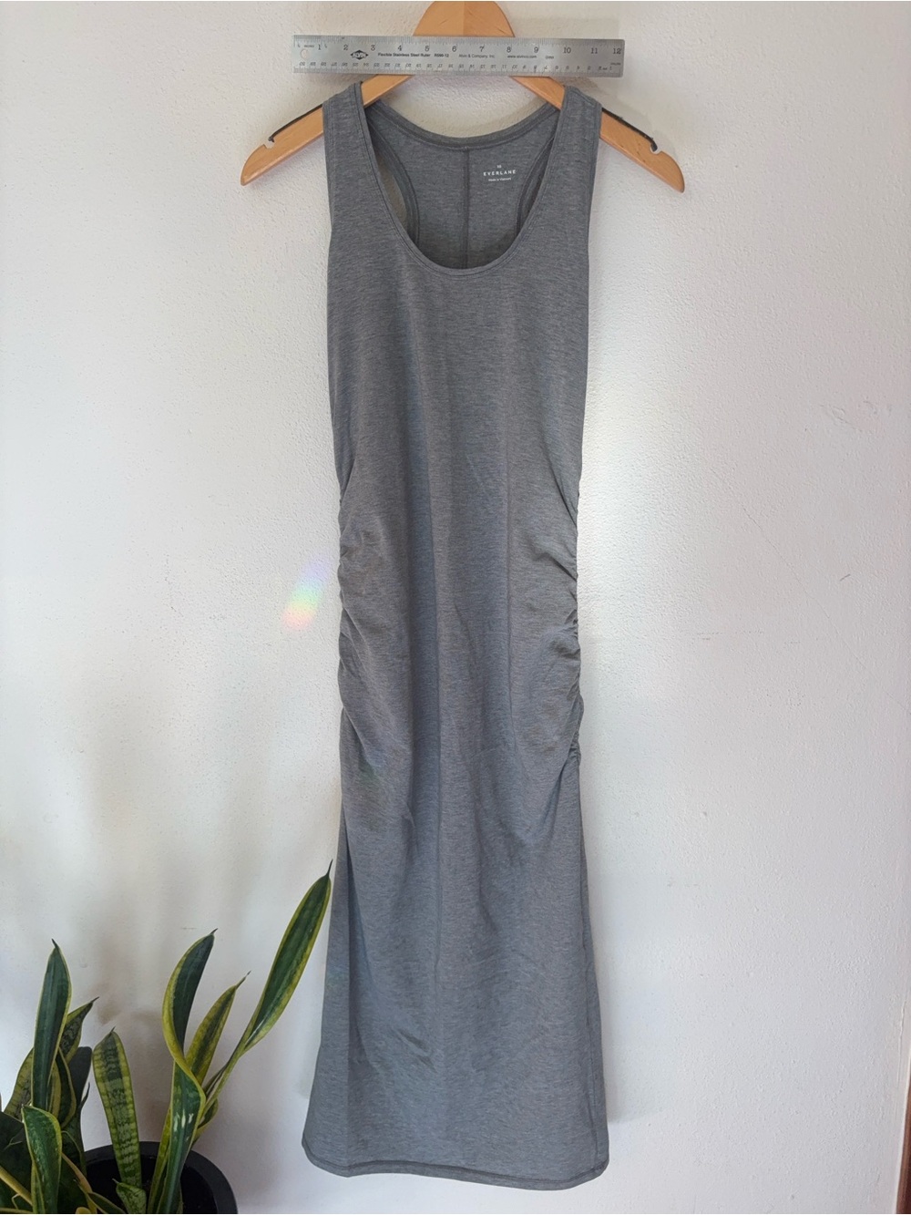 Everlane Everyday Scoop Neck Gray Tank Dress, stretchy cinched